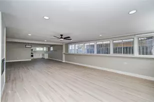 7918 Bayside Dr, Beach City, TX 77523 - Photo 16