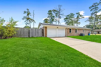 3803 Black Crickett Court, Humble, TX 77396 - Photo 4