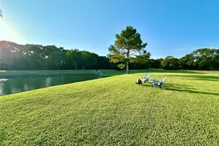 2904 Bridle Path Ln, Friendswood, TX 77546 - Photo 46