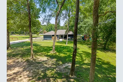 11414 Oak Springs Dr, Willis, TX 77378 - Photo 22