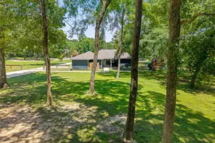 11414 Oak Springs Dr, Willis, TX 77378 - Photo 22