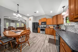 11414 Oak Springs Dr, Willis, TX 77378 - Photo 10