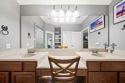 11414 Oak Springs Dr, Willis, TX 77378 - Photo 14