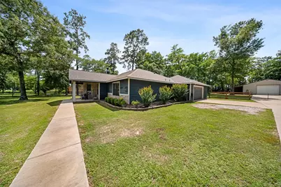 11414 Oak Springs Dr, Willis, TX 77378 - Photo 4
