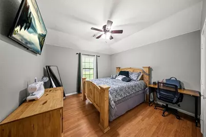 11414 Oak Springs Dr, Willis, TX 77378 - Photo 18