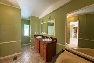 16325 Hunters Greens Rd, Conroe, TX 77303 - Photo 20