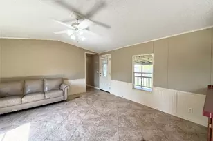 16325 Hunters Greens Rd, Conroe, TX 77303 - Photo 12