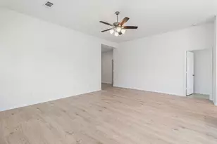 249 Edgewater Dr, West Columbia, TX 77486 - Photo 8