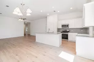 249 Edgewater Dr, West Columbia, TX 77486 - Photo 12