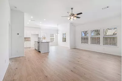 249 Edgewater Drive, West Columbia, TX 77486 - Photo 6