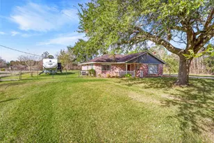 7240 Ave L 1/2, Santa Fe, TX 77510 - Photo 4