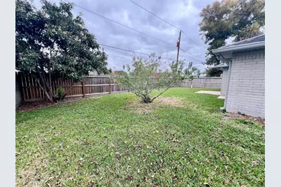 1708 Crestwood Court, Texas City, TX 77591 - Photo 18