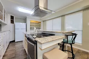781 Country Pl Dr, Houston, TX 77079 - Photo 8
