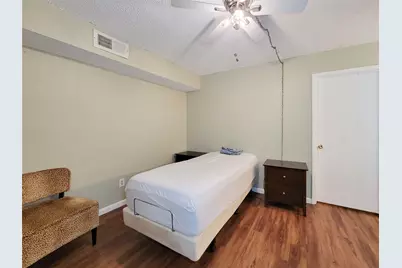 781 Country Place Drive #1047, Houston, TX 77079 - Photo 20