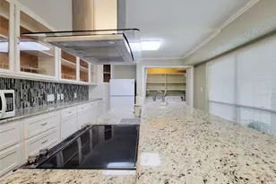 781 Country Pl Dr, Houston, TX 77079 - Photo 6