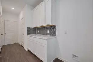 590 Long Br Dr, Dayton, TX 77535 - Photo 12