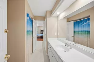 11410 Rothglen St, Houston, TX 77070 - Photo 32