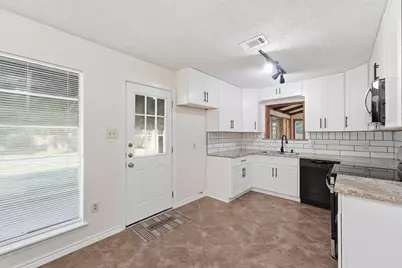 1305 Denison Avenue, Cleveland, TX 77327 - Photo 8