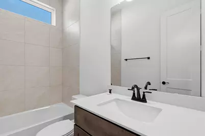 12015 Canal View Blvd, Mont Belvieu, TX 77523 - Photo 16