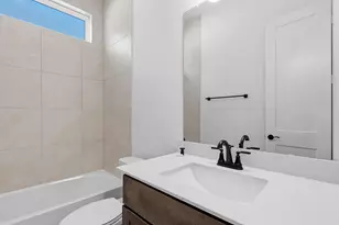 12015 Canal Vw Blvd, Mont Belvieu, TX 77523 - Photo 16