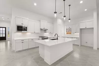 12015 Canal View Blvd, Mont Belvieu, TX 77523 - Photo 8