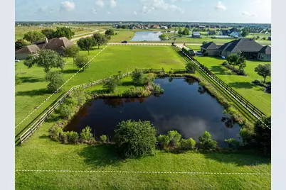 7706 Pebble Hill Lane, Rosharon, TX 77583 - Photo 8