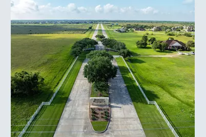 7706 Pebble Hill Lane, Rosharon, TX 77583 - Photo 16