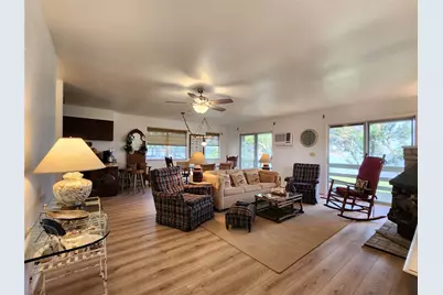 2182 W Bayshore Drive, Palacios, TX 77465 - Photo 10