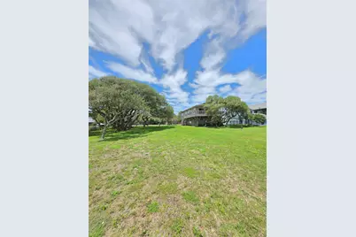 2182 W Bayshore Drive, Palacios, TX 77465 - Photo 46