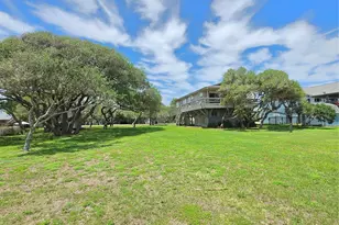 2182 W Bayshore Dr, Palacios, TX 77465 - Photo 46