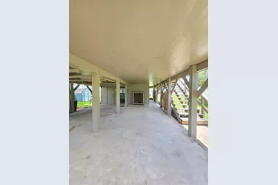 2182 W Bayshore Drive, Palacios, TX 77465 - Photo 4