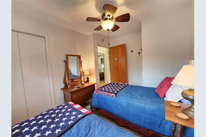 2182 W Bayshore Drive, Palacios, TX 77465 - Photo 30