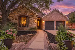 18510 N Settlers Shore Dr, Cypress, TX 77433 - Photo 2