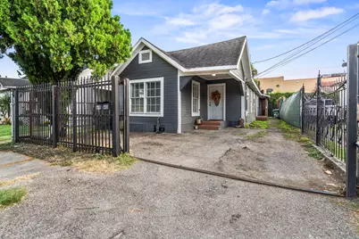 6940 Avenue K #B, Houston, TX 77011 - Photo 1