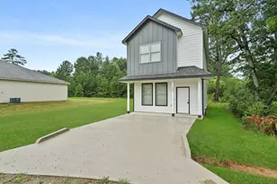 389 Byrd Dr, Lufkin, TX 75901 - Photo 2