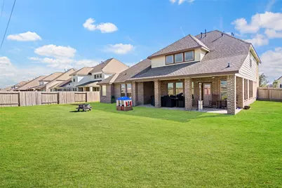 11723 Oakwood Drive, Mont Belvieu, TX 77535 - Photo 42