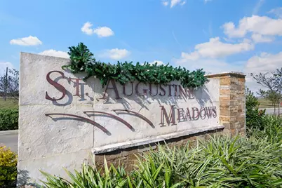 11723 Oakwood Drive, Mont Belvieu, TX 77535 - Photo 2