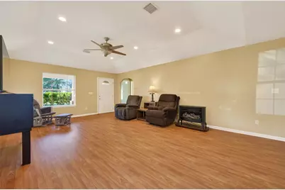 12415 Roesler Road, Needville, TX 77461 - Photo 6