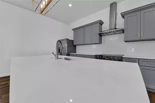 207 Edgewood St, Houston, TX 77011 - Photo 18