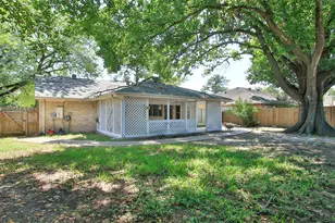 21306 N Park Run Dr, Katy, TX 77450 - Photo 2