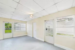 1100 12th St N, Texas City, TX 77590 - Photo 24
