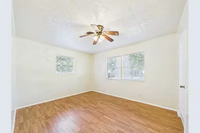 1100 12th Street N, Texas City, TX 77590 - Photo 12