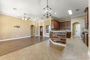 11203 Leah Elizabeth Dr, Needville, TX 77461 - Photo 10