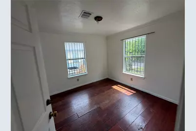 3021 Brackenridge Street, Houston, TX 77026 - Photo 8