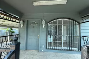 3021 Brackenridge St, Houston, TX 77026 - Photo 2