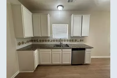 1138 Evandale Lane, Sugar Land, TX 77479 - Photo 10