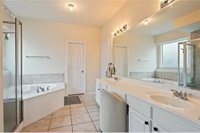 327 Holly Branch Lane, Kemah, TX 77565 - Photo 18