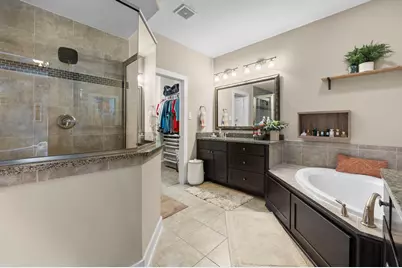 1137 Beasley Hills Lane, Houston, TX 77008 - Photo 16