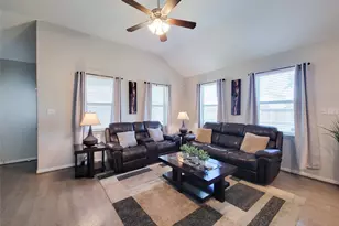 10719 Stella Pond Ln, Houston, TX 77016 - Photo 6