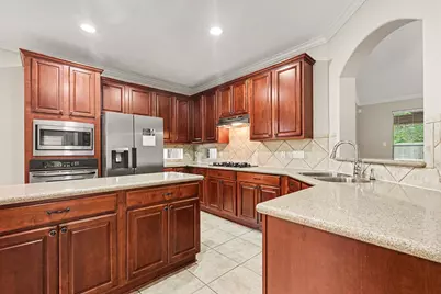 6511 Greencreek Meadows Lane, Spring, TX 77379 - Photo 10